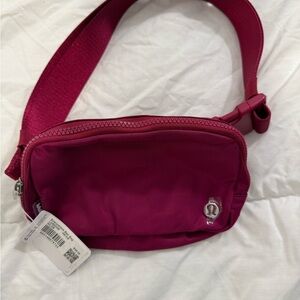 NWT lululemon everywhere belt bag 1L